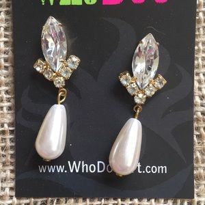 Gold and rhinestone pearl dangle earrings